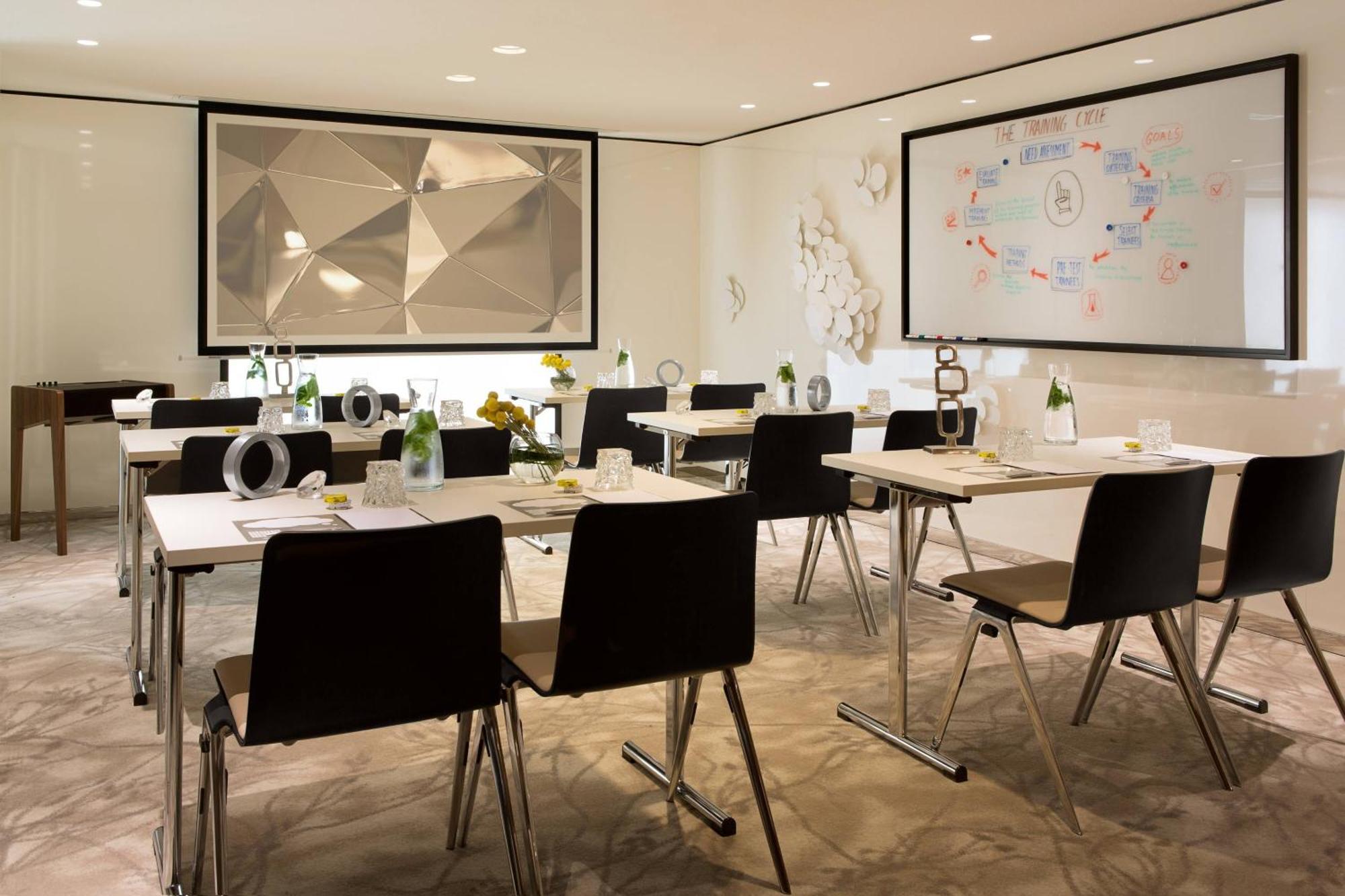Renaissance Paris Republique Hotel & Spa Εξωτερικό φωτογραφία