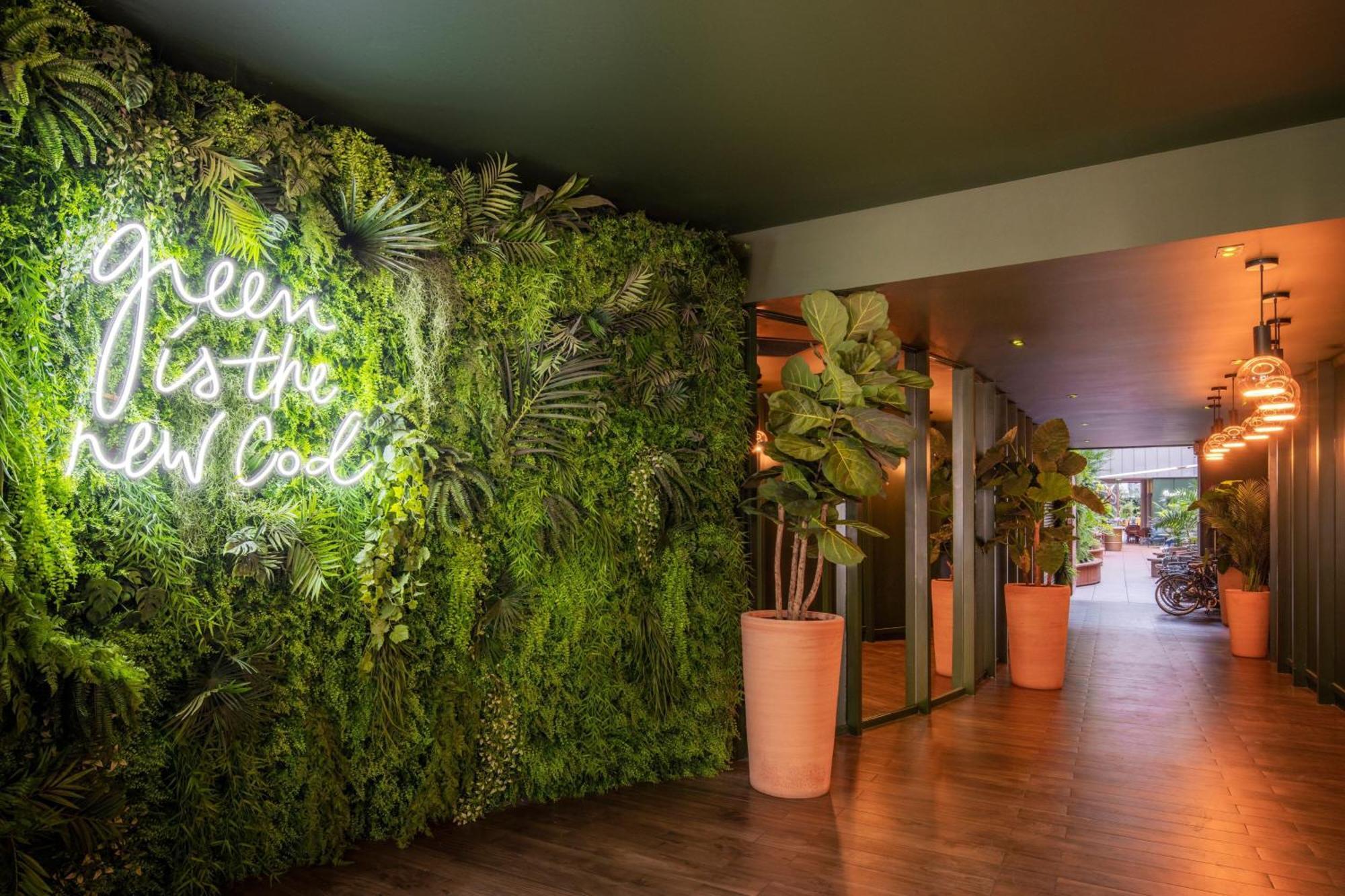 Renaissance Paris Republique Hotel & Spa Εξωτερικό φωτογραφία