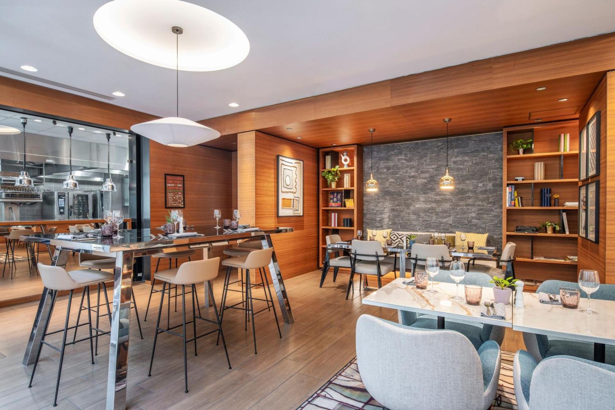 Renaissance Paris Republique Hotel & Spa Εξωτερικό φωτογραφία