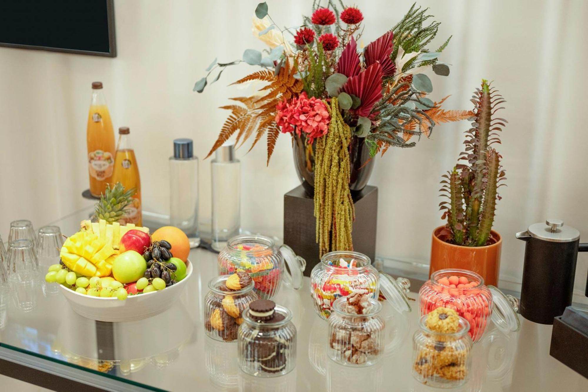 Renaissance Paris Republique Hotel & Spa Εξωτερικό φωτογραφία