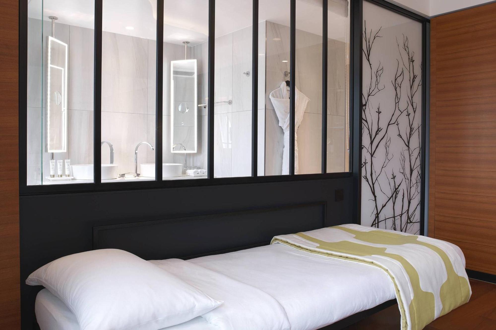 Renaissance Paris Republique Hotel & Spa Εξωτερικό φωτογραφία